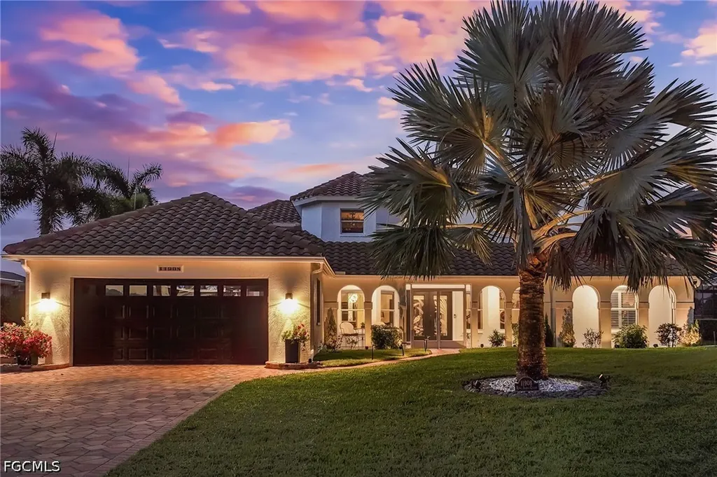 11908 King James Court Cape Coral FL 33991