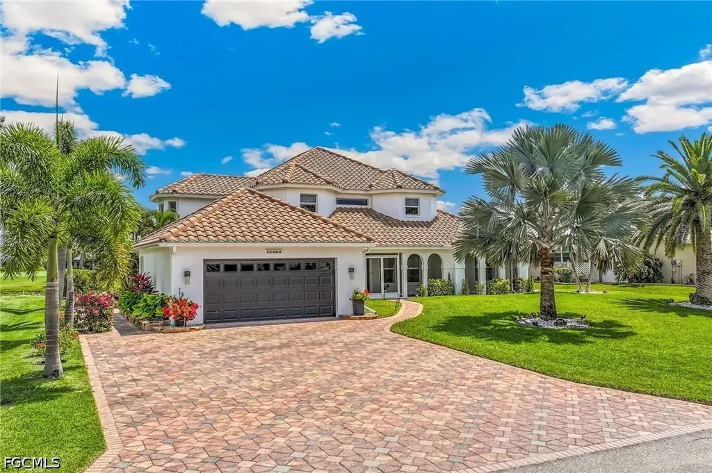 11908 King James Court Cape Coral FL 33991