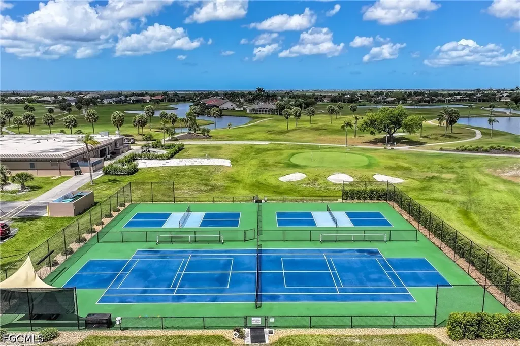 11908 King James Court Cape Coral FL 33991