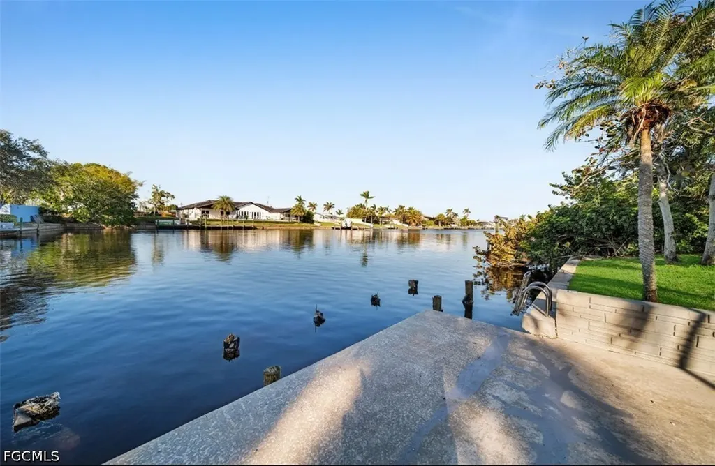 1609 SE 41st Street Cape Coral FL 33904