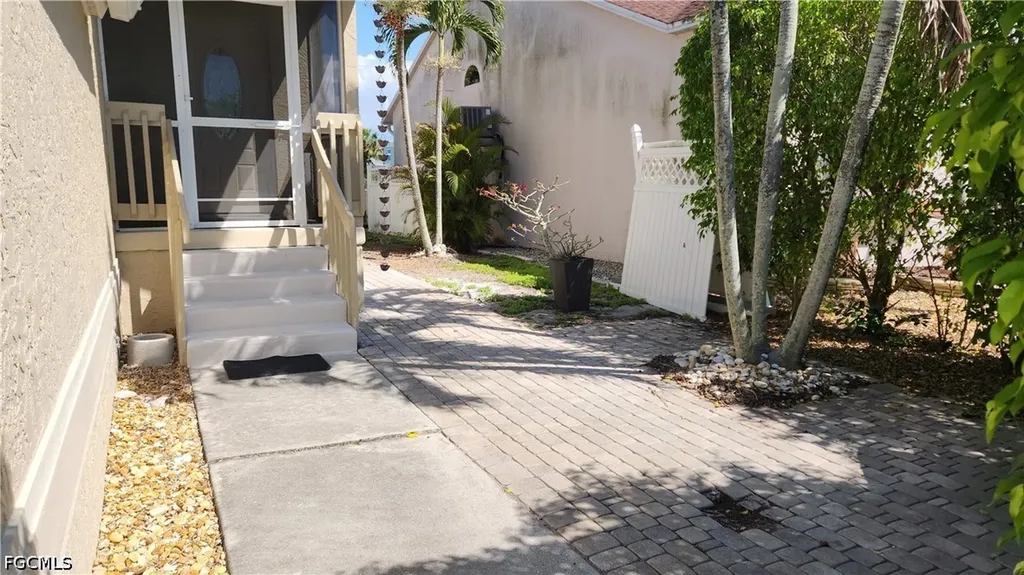 6118 Montego Bay Loop Fort Myers FL 33908