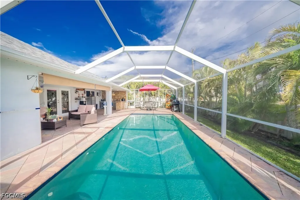 344 NE 10th Street Cape Coral FL 33909
