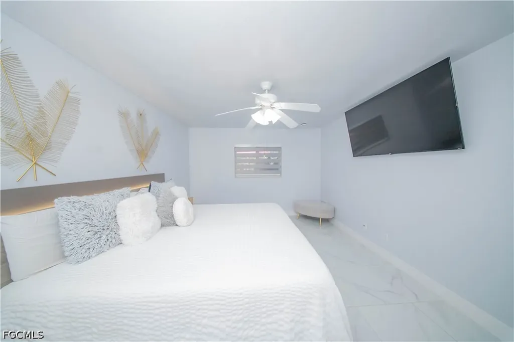 344 NE 10th Street Cape Coral FL 33909