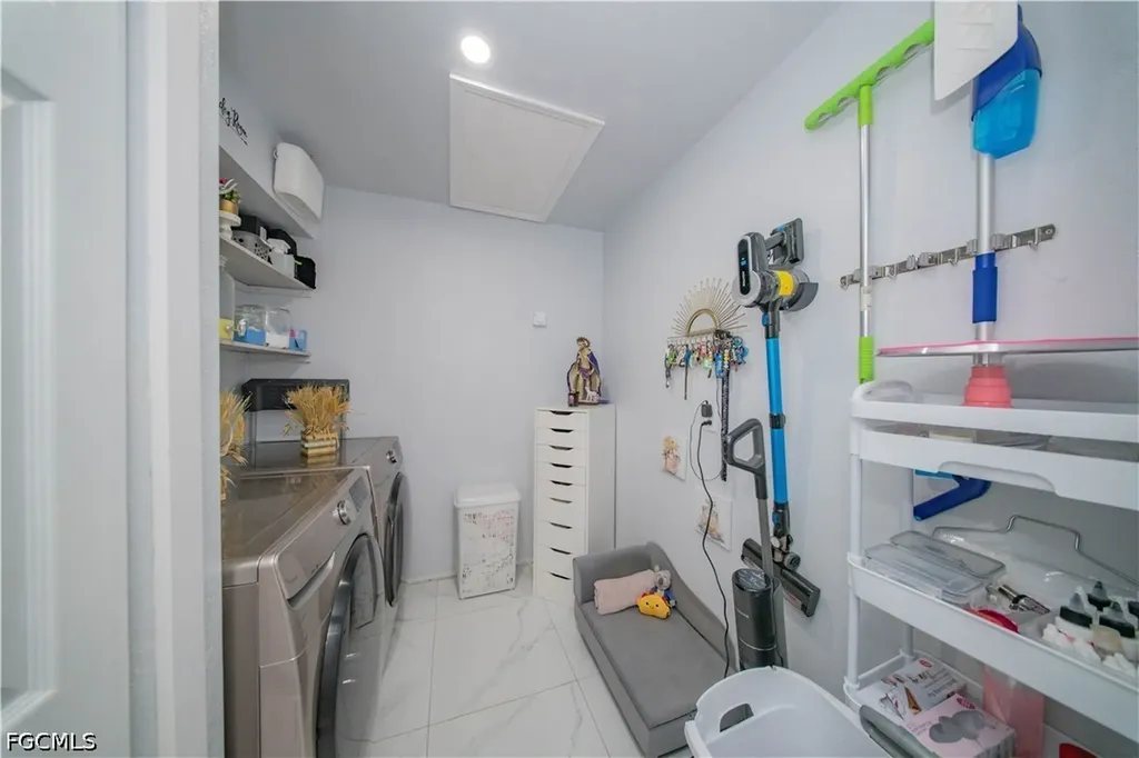 344 NE 10th Street Cape Coral FL 33909