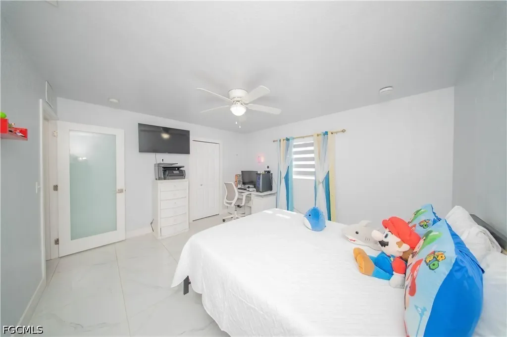 344 NE 10th Street Cape Coral FL 33909