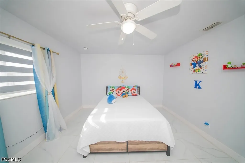 344 NE 10th Street Cape Coral FL 33909
