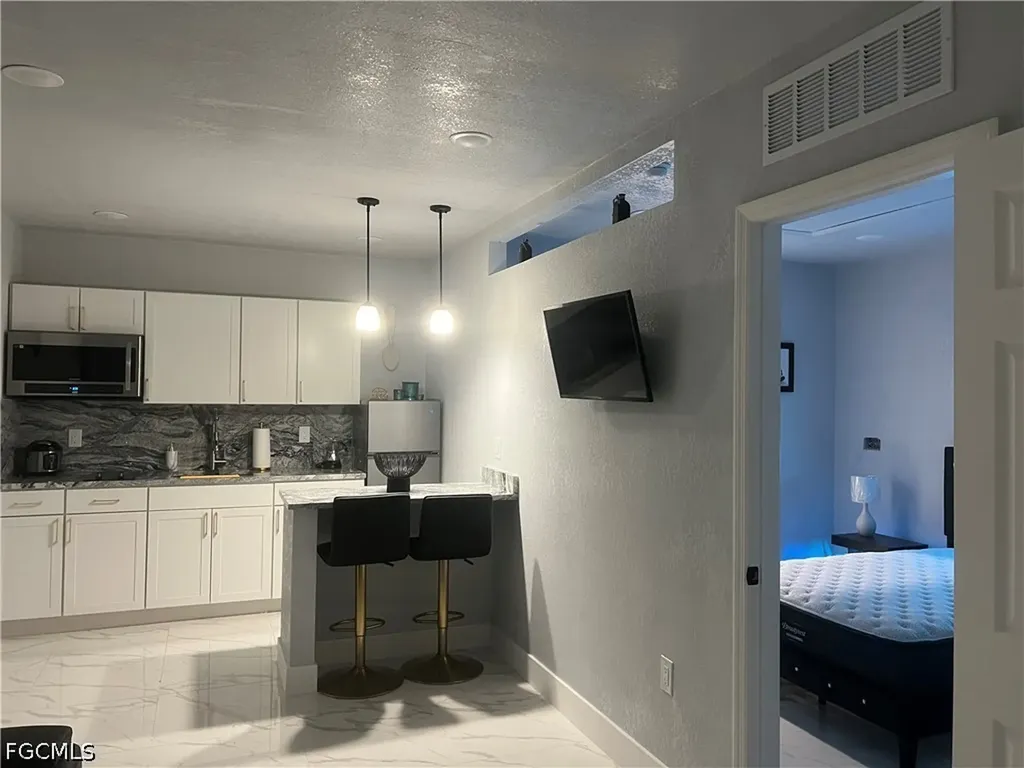 344 NE 10th Street Cape Coral FL 33909