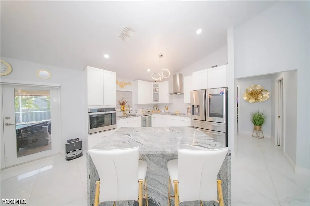 344 NE 10th Street Cape Coral FL 33909