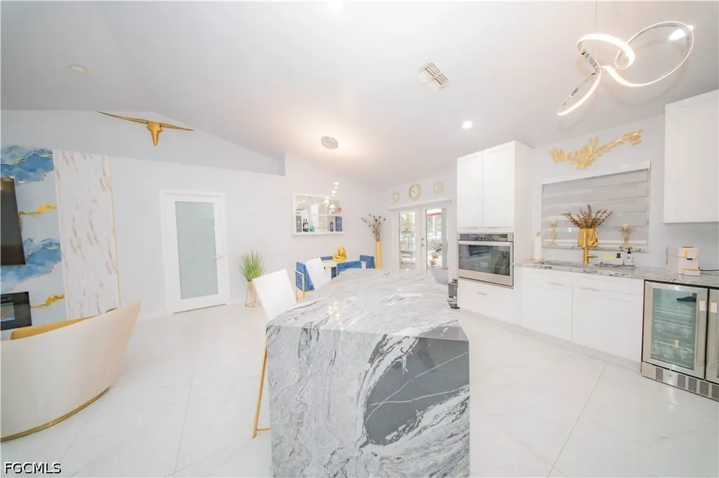 344 NE 10th Street Cape Coral FL 33909