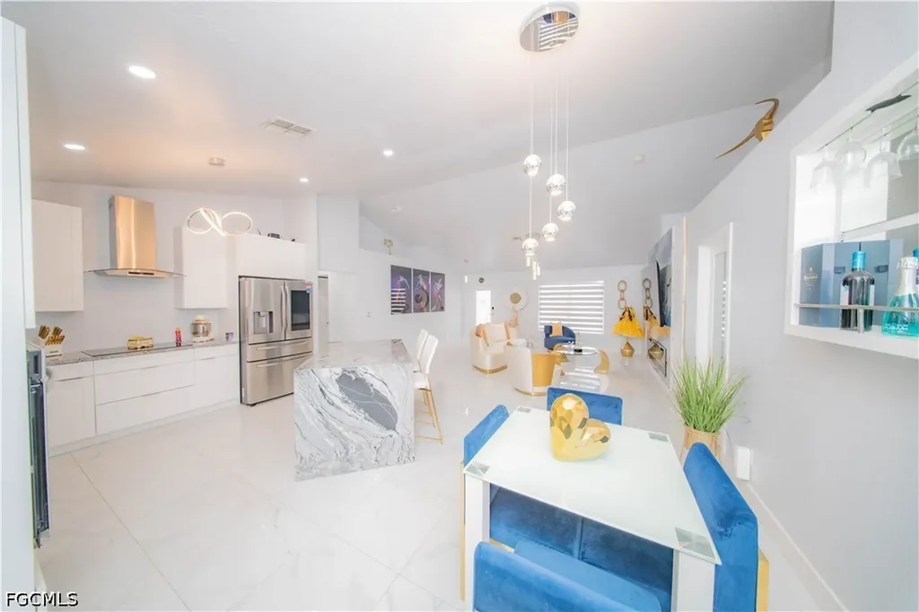 344 NE 10th Street Cape Coral FL 33909