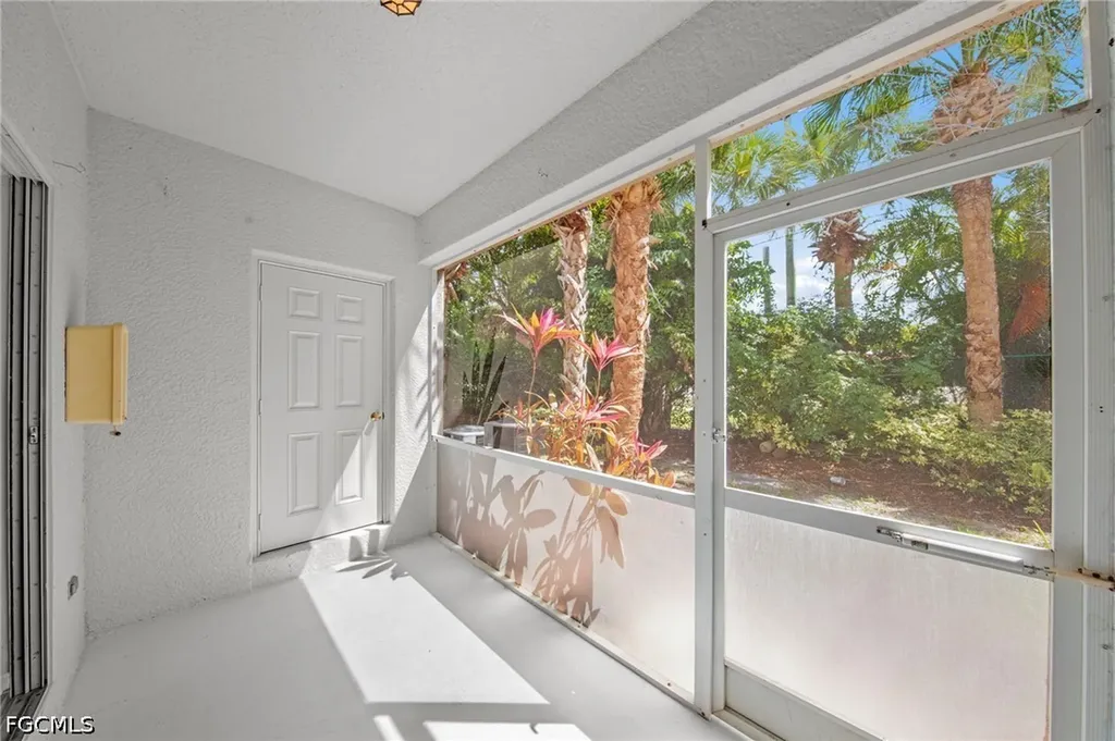 8273 Pacific Beach Drive Fort Myers FL 33966