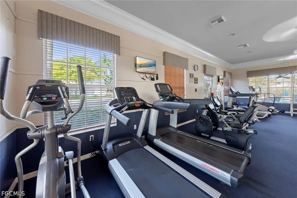 8273 Pacific Beach Drive Fort Myers FL 33966