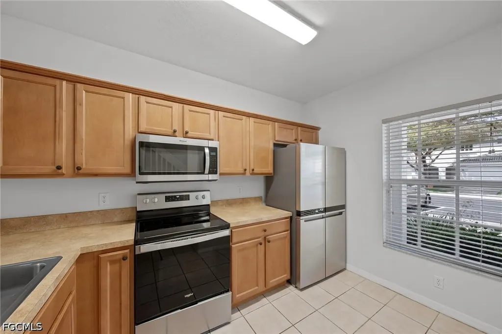 8273 Pacific Beach Drive Fort Myers FL 33966