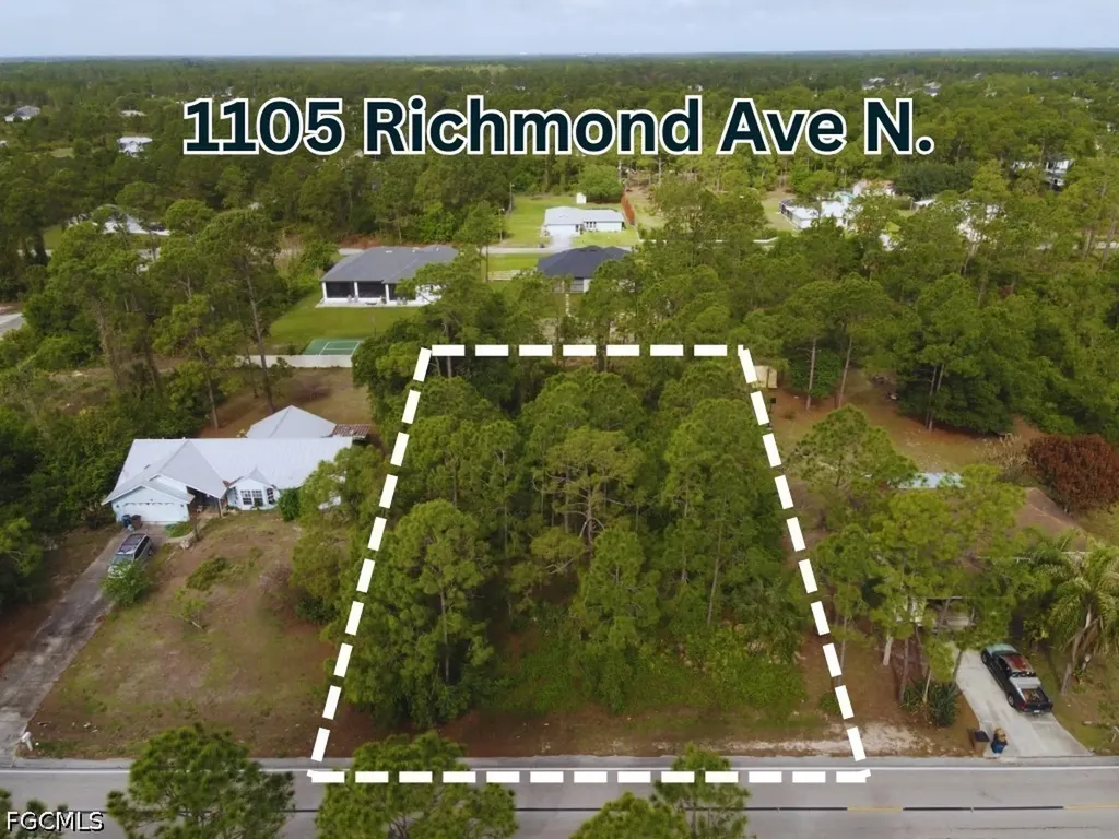 1105 Richmond Avenue N Lehigh Acres FL 33972