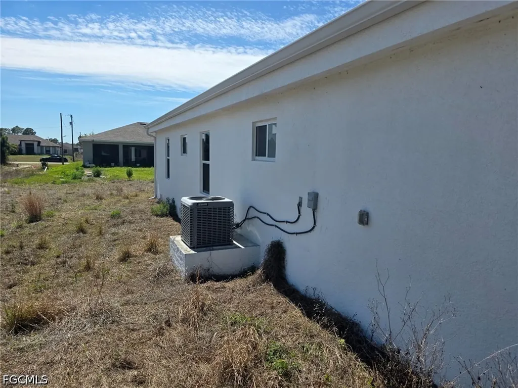 2913 34th Street SW Lehigh Acres FL 33976