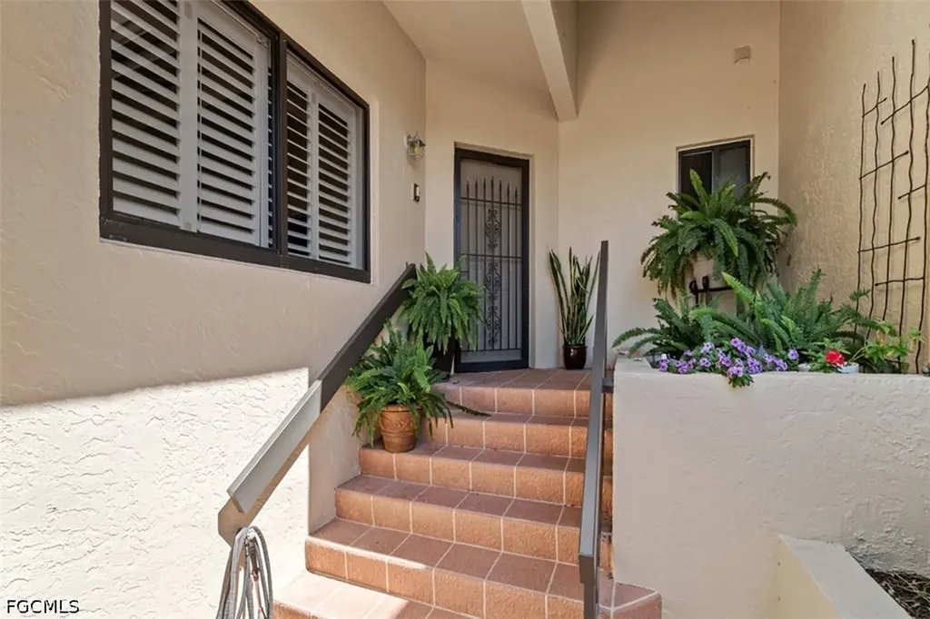 16561 Heron Coach Way Fort Myers FL 33908