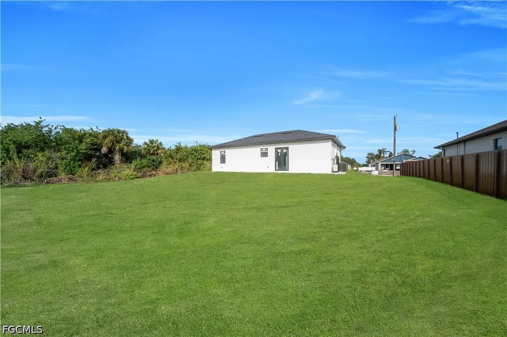 2803 1st Street W Lehigh Acres FL 33971