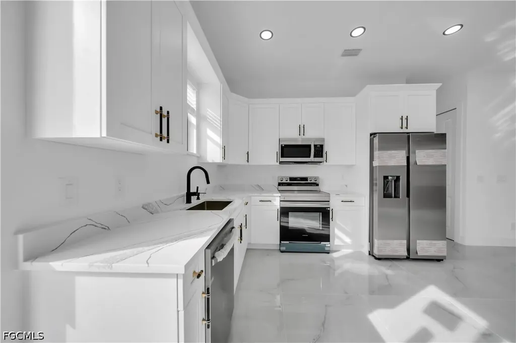 2803 1st Street W Lehigh Acres FL 33971