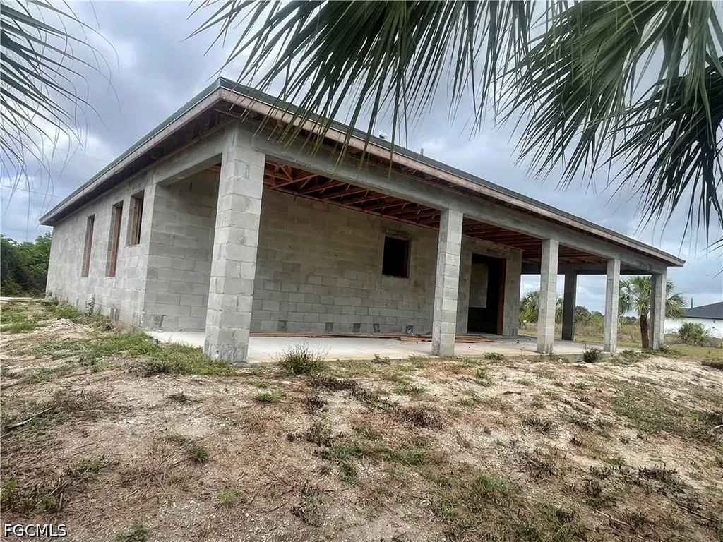 209 Nautilus Avenue Labelle FL 33935