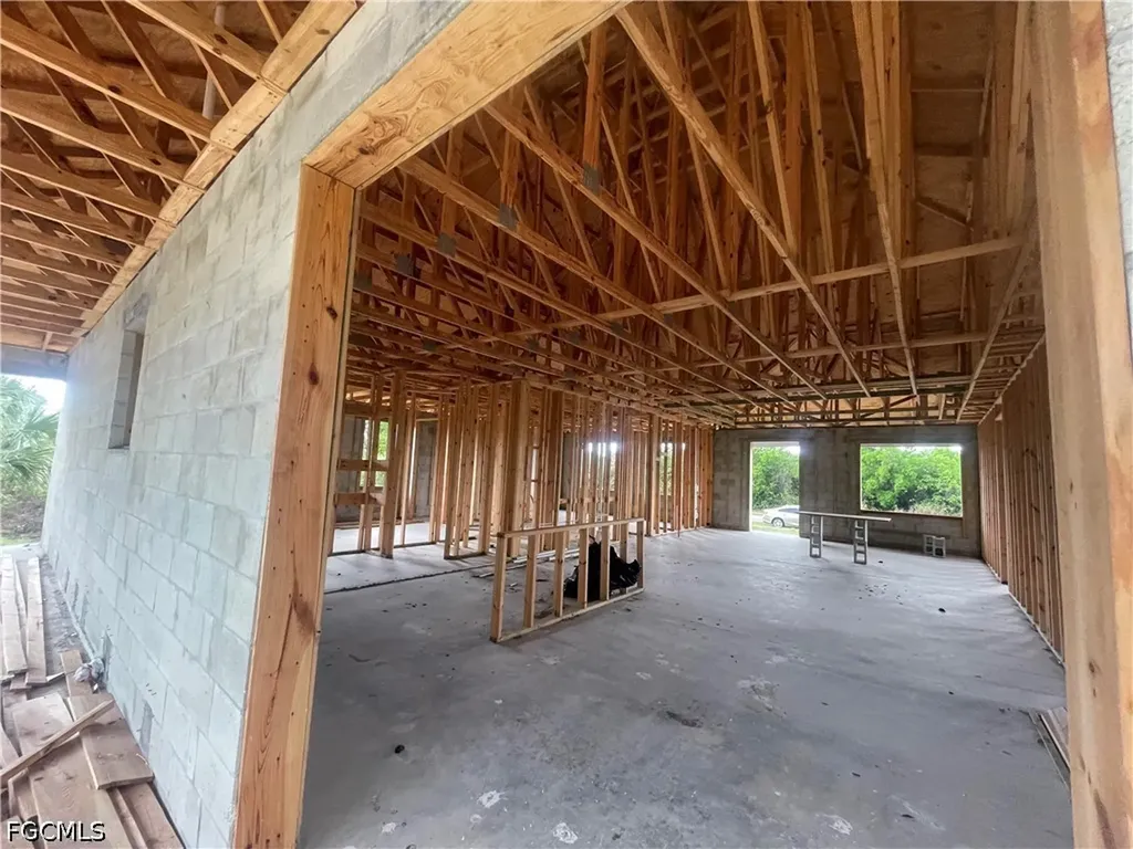 209 Nautilus Avenue Labelle FL 33935