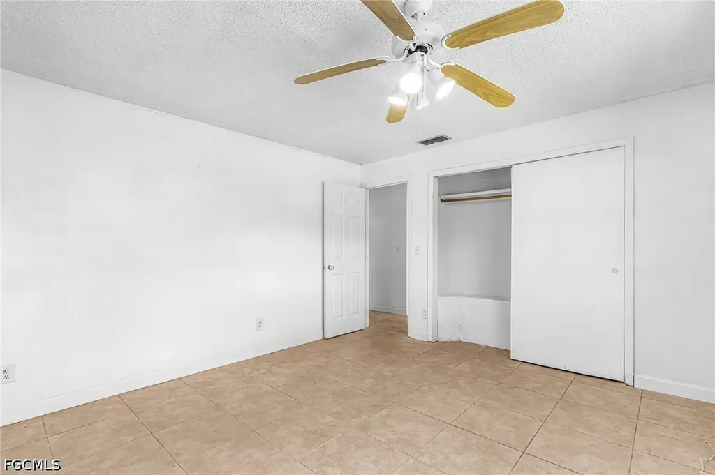 93 Glenmont Drive W North Fort Myers FL 33917