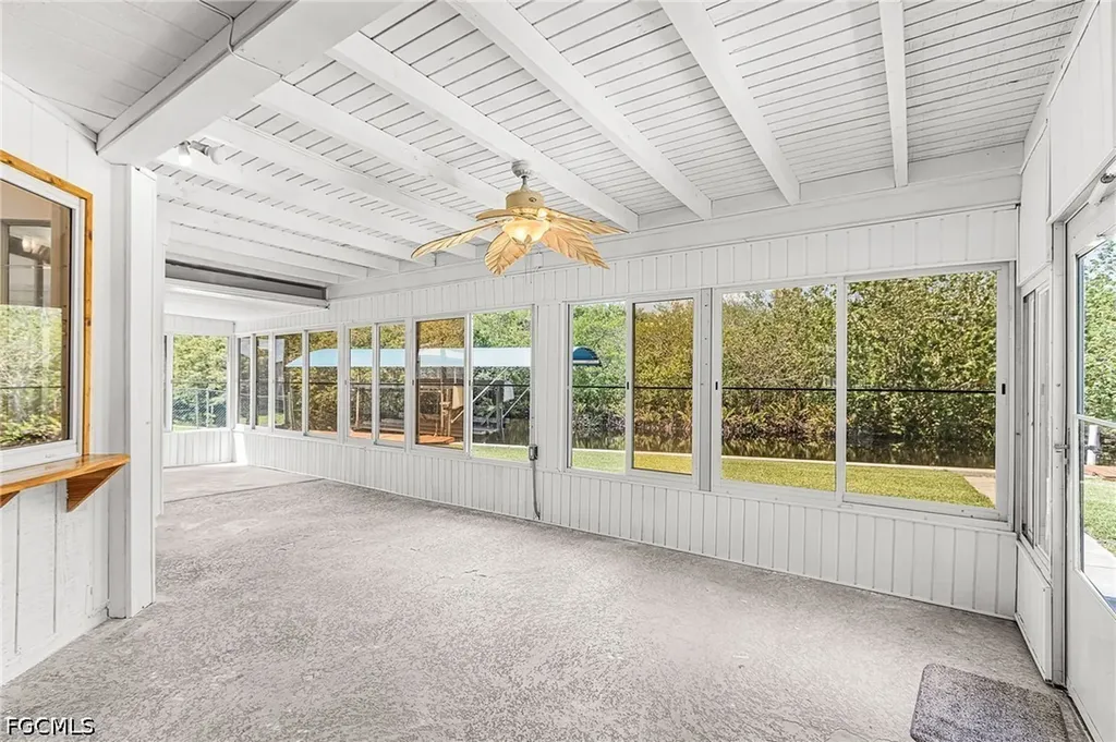 93 Glenmont Drive W North Fort Myers FL 33917