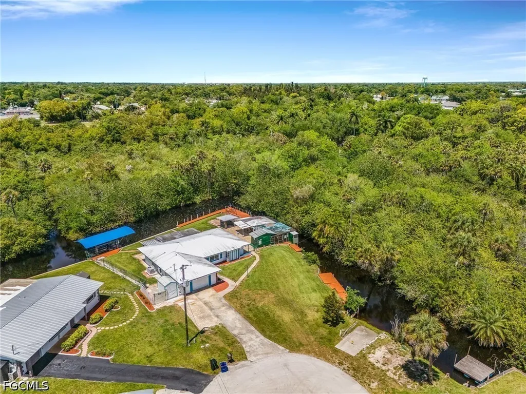 93 Glenmont Drive W North Fort Myers FL 33917