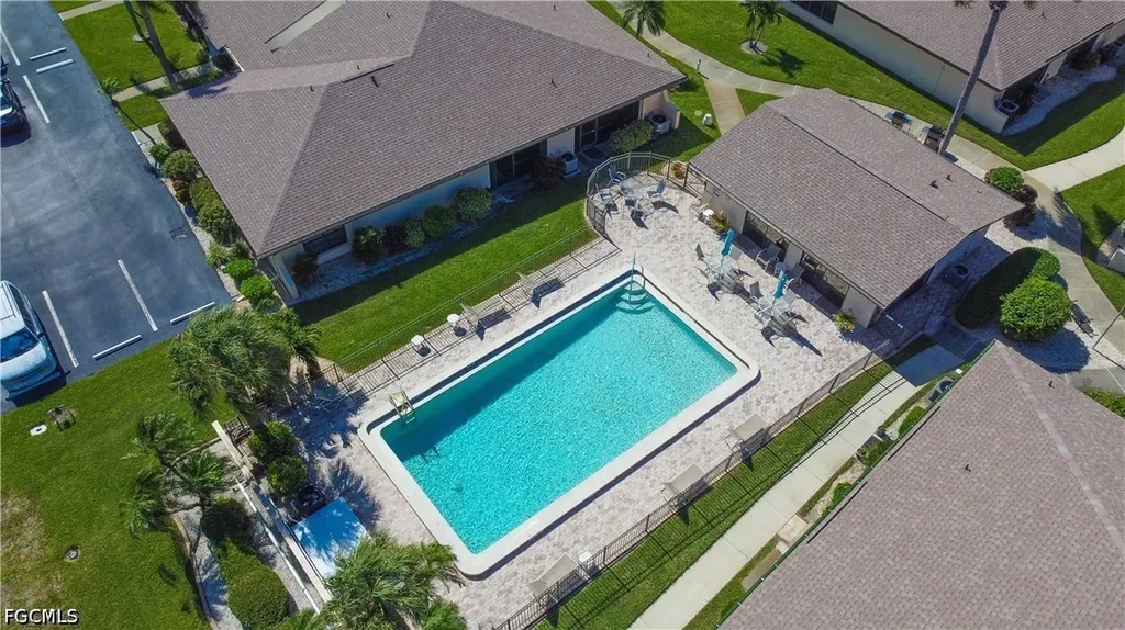 3906 SE 11th Place Cape Coral FL 33904