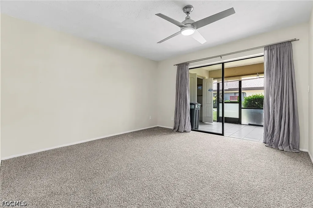 3906 SE 11th Place Cape Coral FL 33904