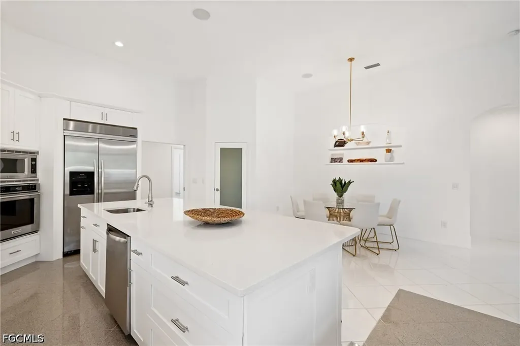 4090 W Gulf Drive Sanibel FL 33957