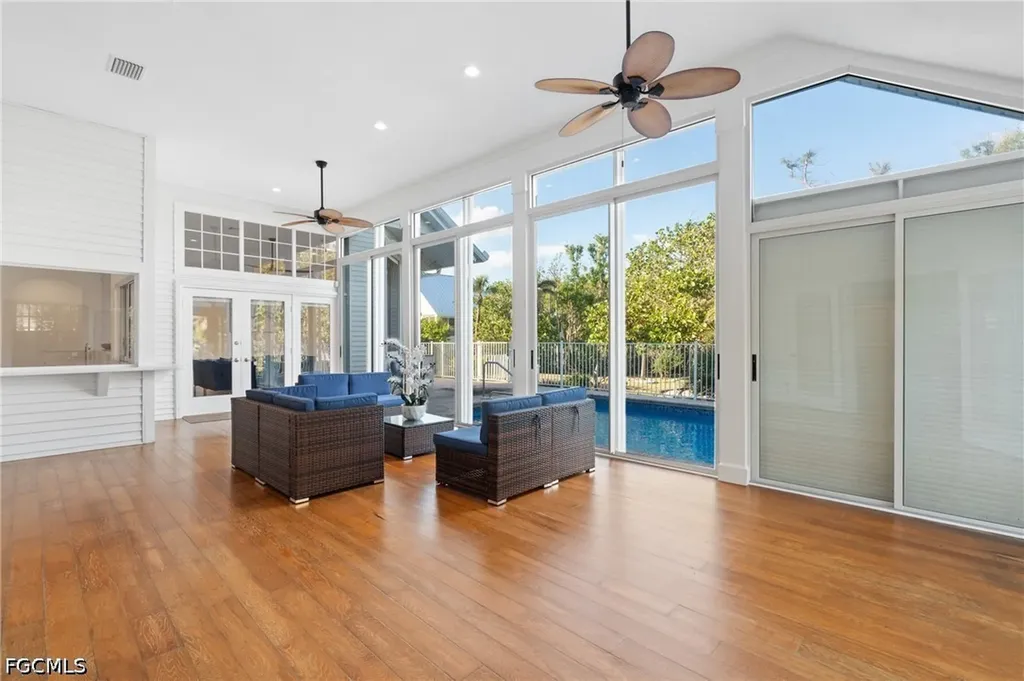 4090 W Gulf Drive Sanibel FL 33957