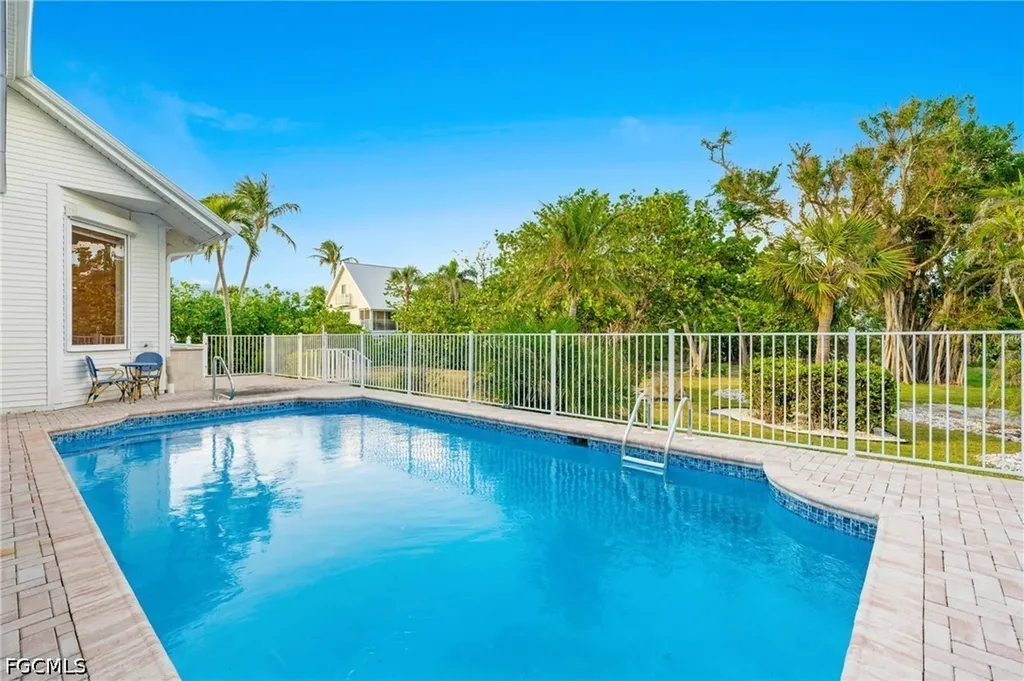 4090 W Gulf Drive Sanibel FL 33957