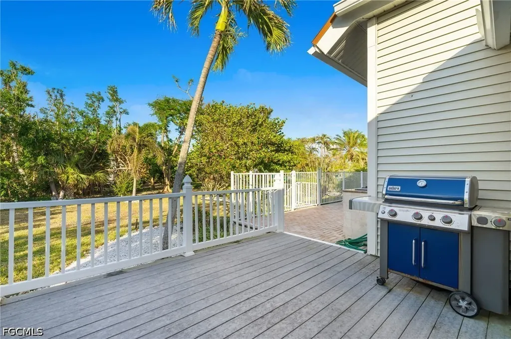 4090 W Gulf Drive Sanibel FL 33957