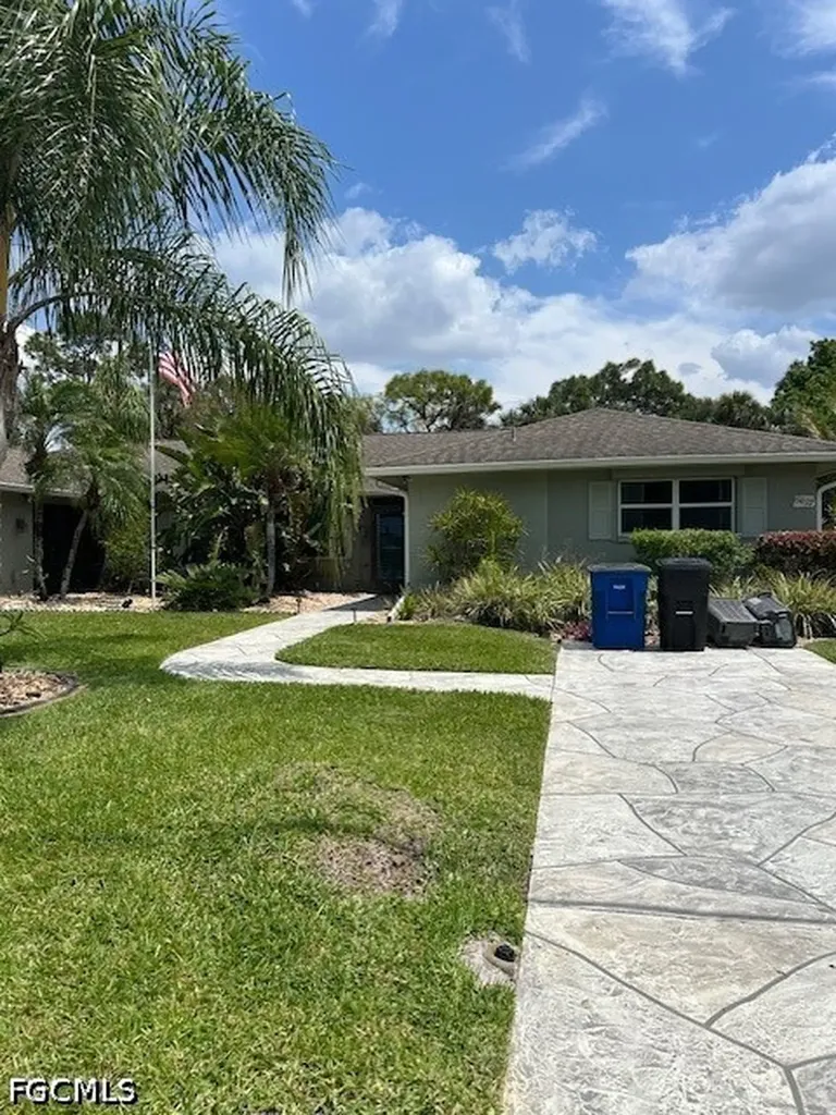 5827 Littlestone Court North Fort Myers FL 33903