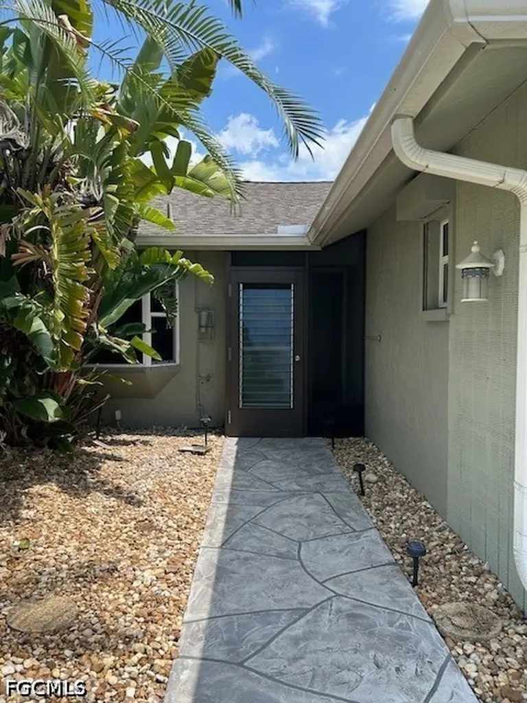 5827 Littlestone Court North Fort Myers FL 33903