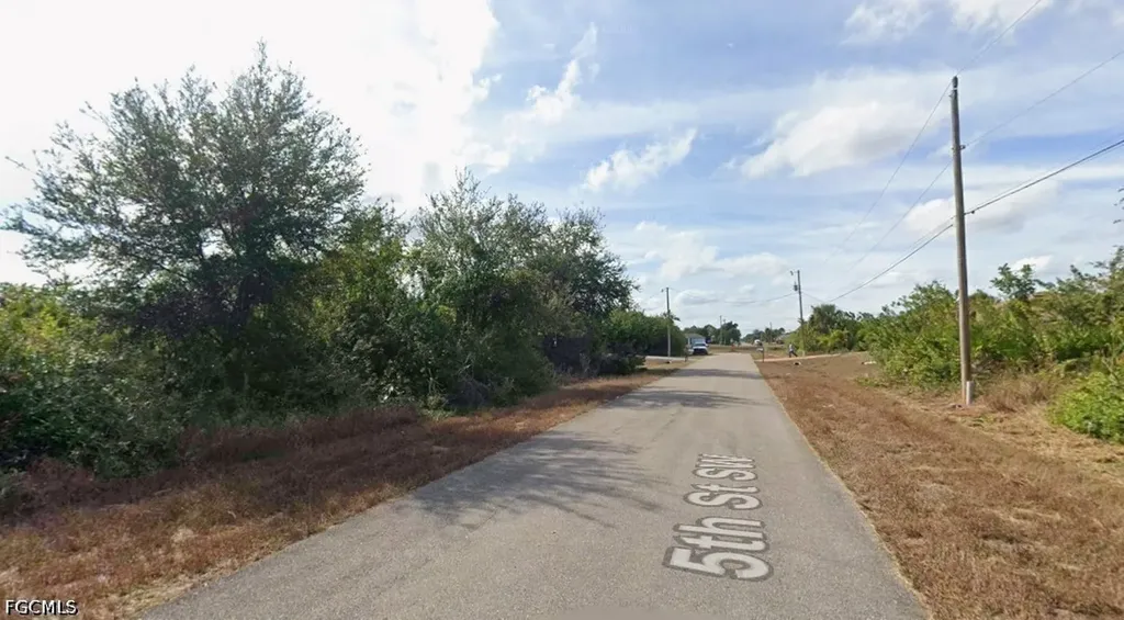 3006 5th Street SW Lehigh Acres FL 33976