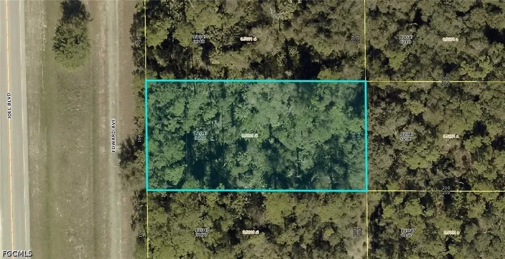 1914 Edward Avenue Lehigh Acres FL 33972