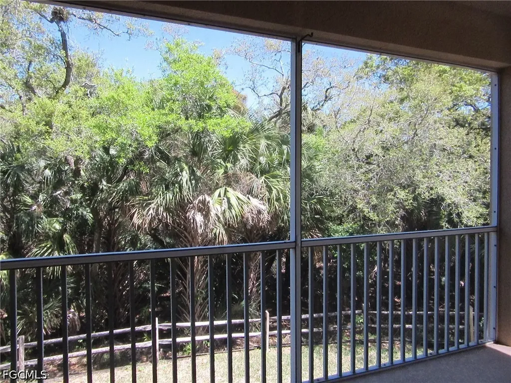 8331 Whiskey Preserve Circle Fort Myers FL 33919