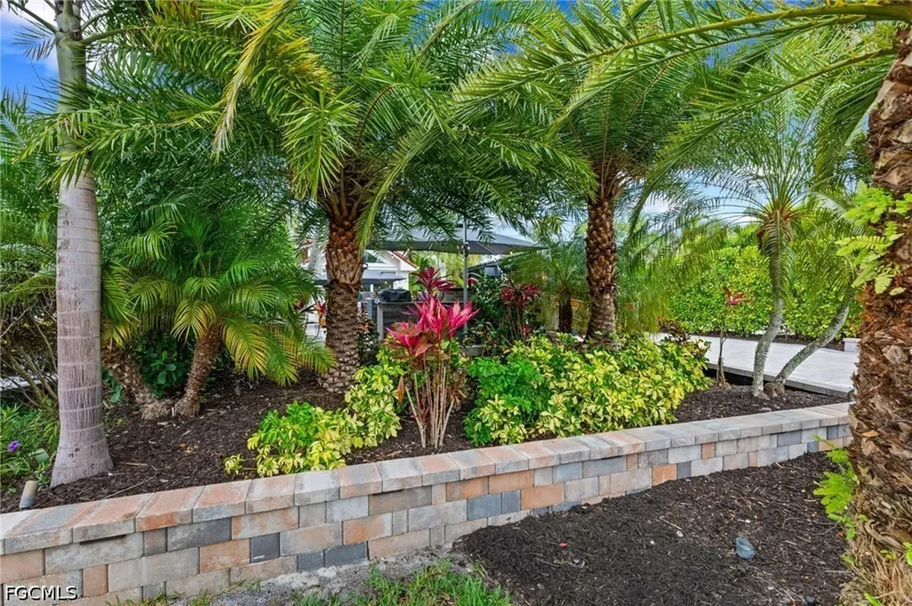 4706 Southern Breeze Drive Naples FL 34114