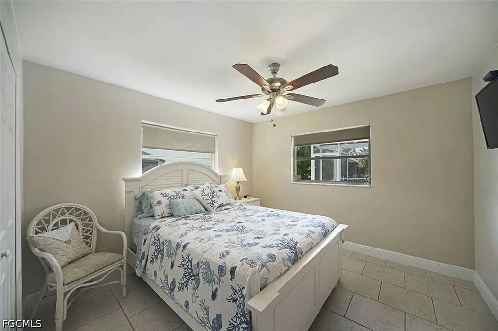 2022 SE 29th Lane Cape Coral FL 33904