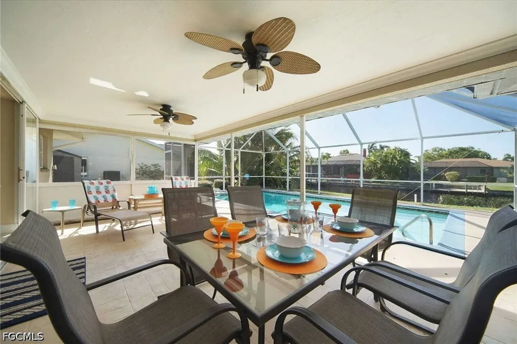 2022 SE 29th Lane Cape Coral FL 33904