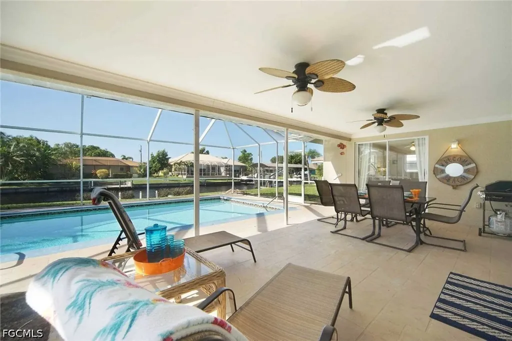 2022 SE 29th Lane Cape Coral FL 33904