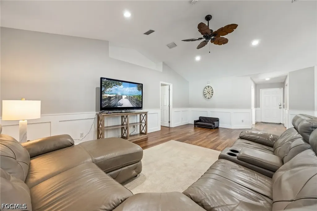 133 NW 28th Avenue Cape Coral FL 33993