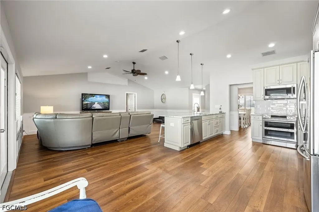 133 NW 28th Avenue Cape Coral FL 33993