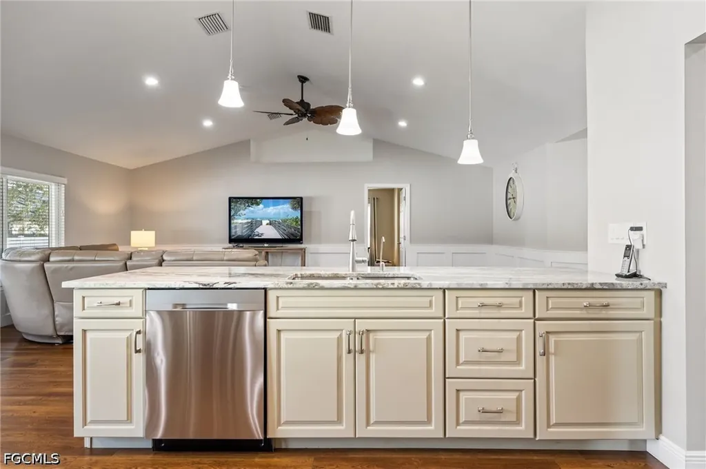 133 NW 28th Avenue Cape Coral FL 33993