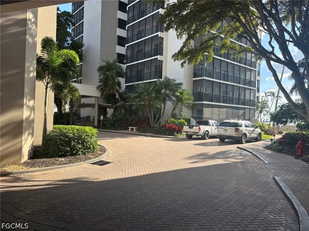 1900 Virginia Avenue Fort Myers FL 33901