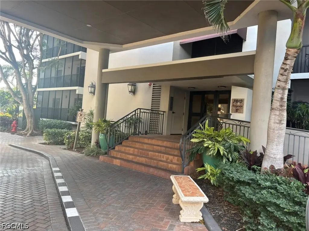 1900 Virginia Avenue Fort Myers FL 33901
