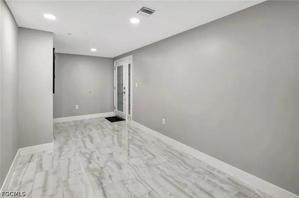 1900 Virginia Avenue Fort Myers FL 33901