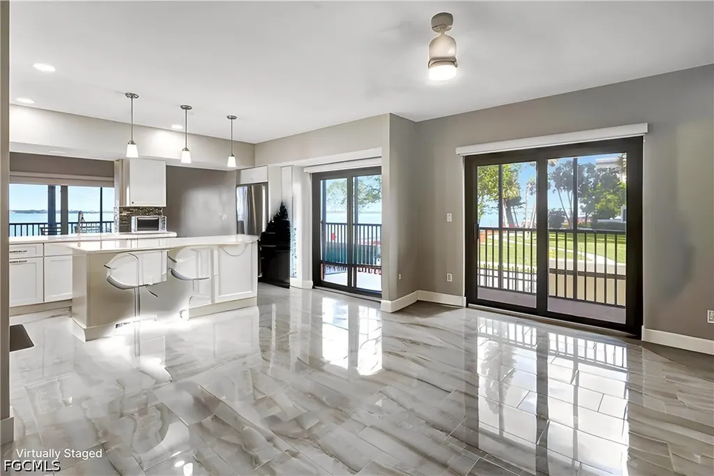 1900 Virginia Avenue Fort Myers FL 33901