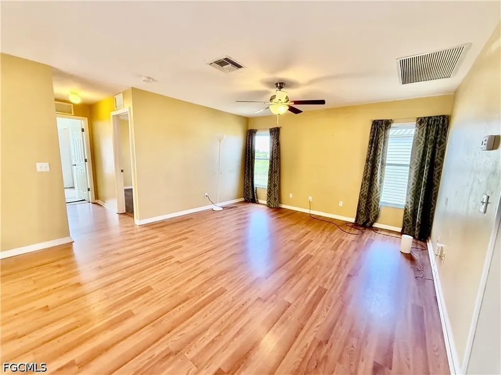517 Peerless Circle Lehigh Acres FL 33974